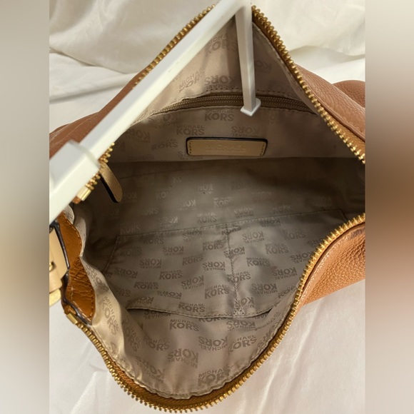 Michael Kors Pebbled Leather Camel Mini Hobo- Adjustable Strap. Goldtone Buckle - Picture 12 of 16